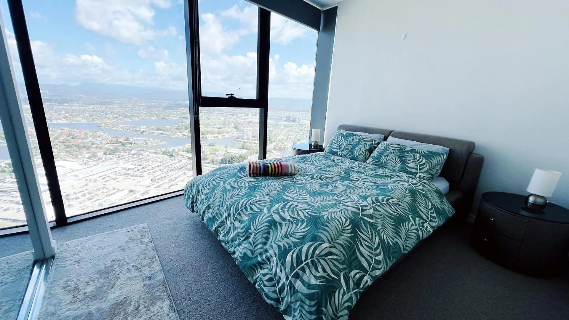 Luxury Casino 1B Apt At Broadbeach Gold Coast